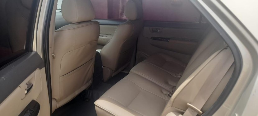 Venda Toyota Fortuner automático prnt blck