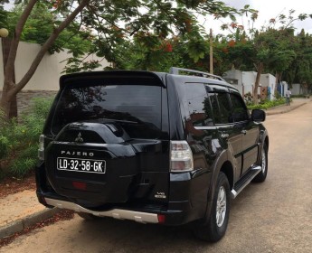 A venda Mitsubishi Pajero G limpo svld