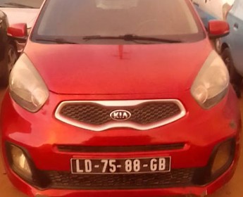 A venda Kia Picanto Red