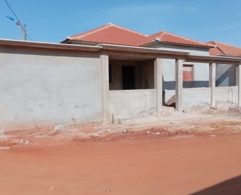 A venda Vivenda inacabada Benfica mnl