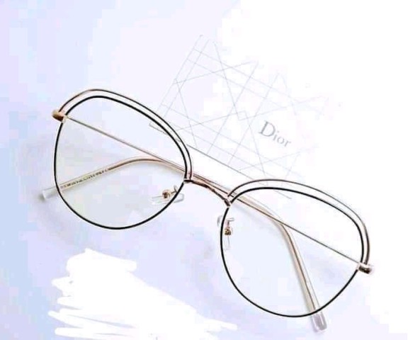 Óculos & relogios