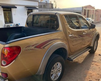 A venda Mitsubishi Sportero svld