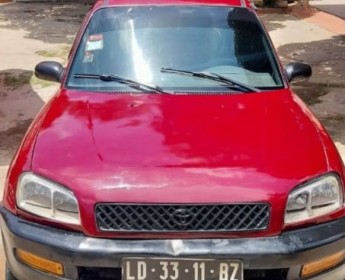 A venda RAV4 FAMILIAR