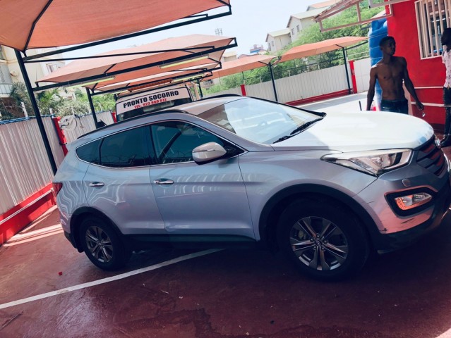 Venda Hyundai Santa Fé semi novo Edrd