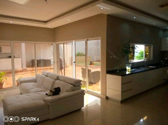 Venda Vivenda luxuosa T4 no Patriota