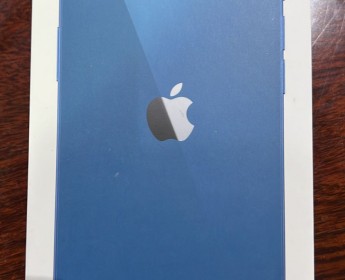 A venda IPhone 13 128GB Blue