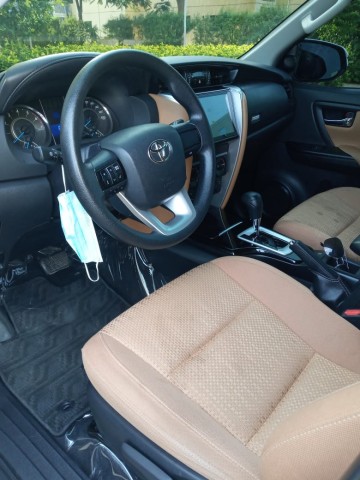 Venda Toyota Fortuner H automático yld