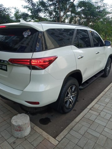 Venda Toyota Fortuner H automático yld