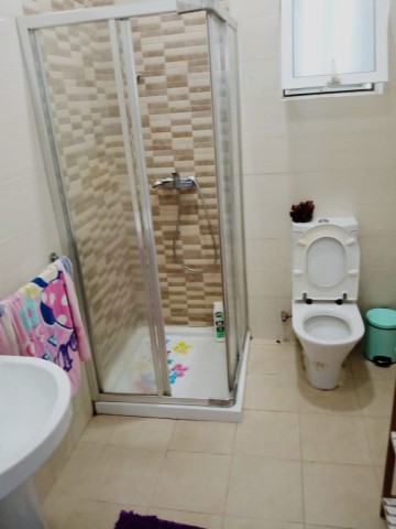 Venda Moradia V2 +1 Anexo V2 FL