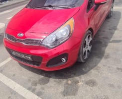 A venda Kia Rio full chfmqn