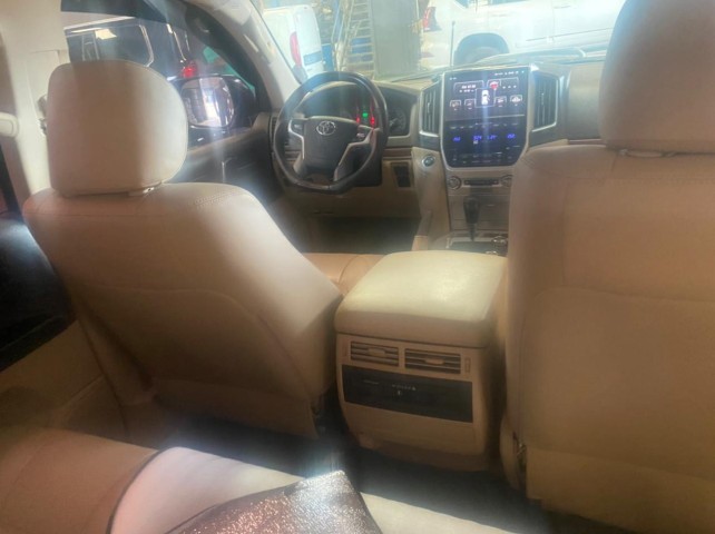 Venda Land Cruiser VX-S diesel imchpp prnt