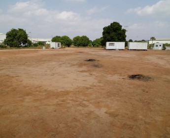 A venda Terreno 40mx20 = 800M2 no Camama Zona urbanizada
