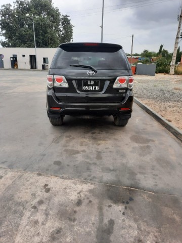 Venda TOYOTA FORTUNER