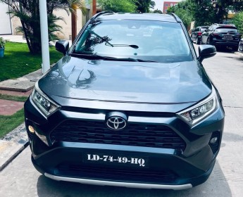 A venda Toyota Rav 4 novo modelo svld
