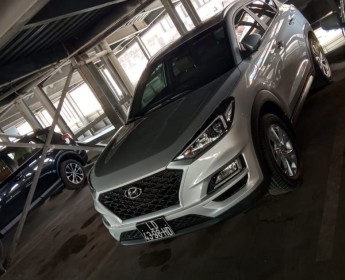 A venda Hyundai Tucson H cinza svld