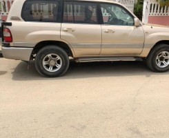 A venda LAND CRUISER 6 cilindros mren