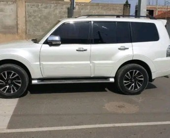 A venda Pajero v6