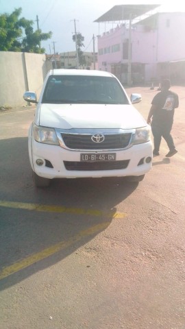 Venda Toyota Hilux G manual EdrdN