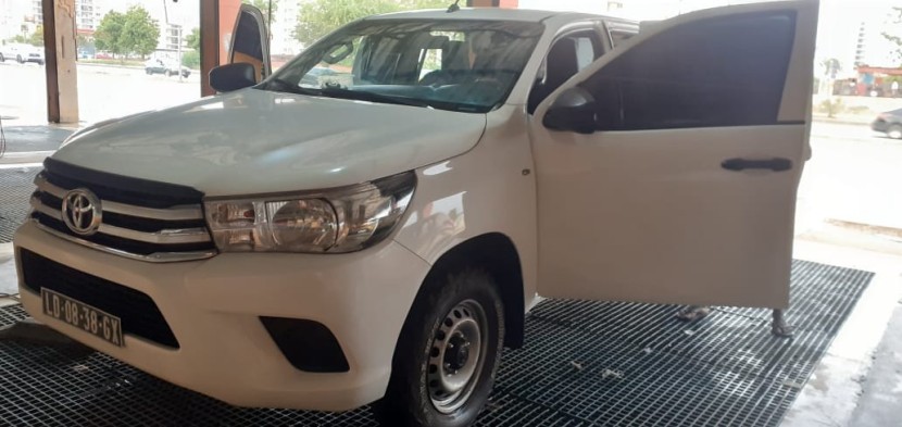 Venda Hilux João Lourenço