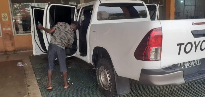 Venda Hilux João Lourenço