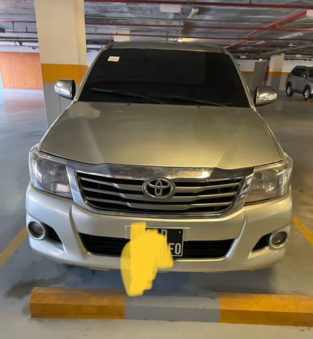 Venda Toyota Hilux cinza Jrg