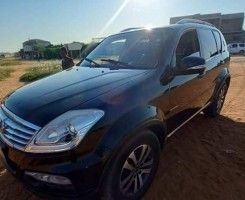 A venda SANGYONG REXTON