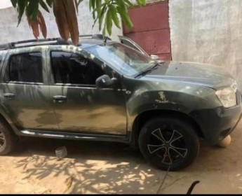 A venda RENAULT DUSTER