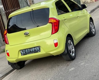 A venda Kia Picanto G verde Khlf