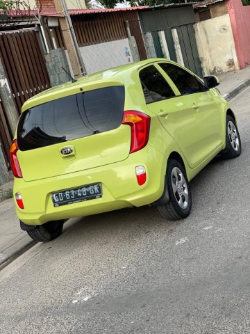 Venda Kia Picanto G verde Khlf
