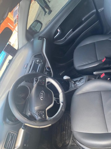 Venda Kia Picanto G black Khlf