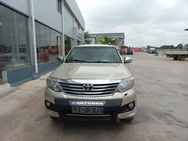 Venda Toyota Fortuner F creme svld