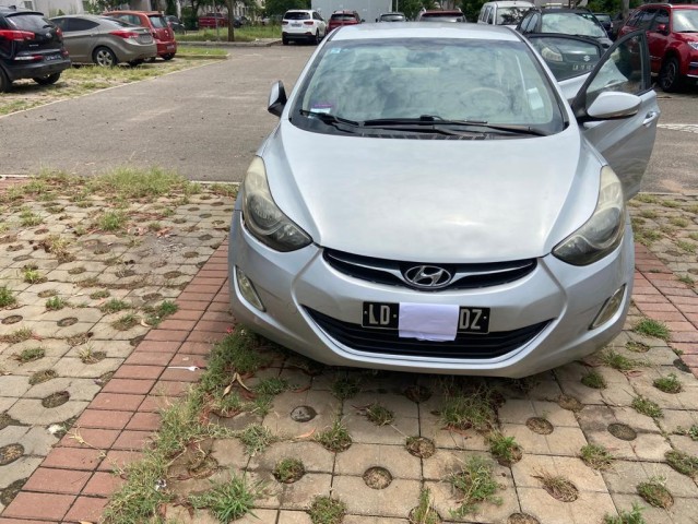 Venda Hyundai Elantra D EdrdN