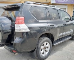 A venda Toyota Prado TXL 4 cilindros lír