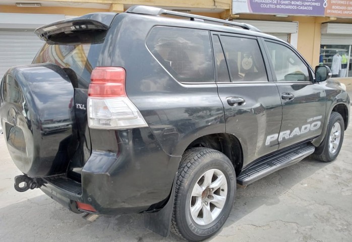 Venda Toyota Prado TXL 4 cilindros lír