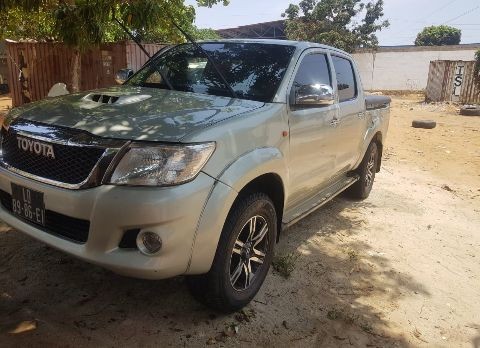 Venda HILUX AUTOMATICA