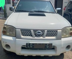 A venda Nissan Hardbody