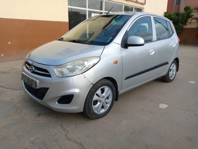 Venda HYUNDAI I10