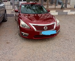 A venda Nissan Altima 2016