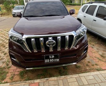 A venda Toyota Prado TXL
