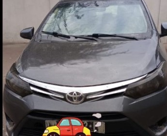 A venda Toyota Yaris Penúltimo