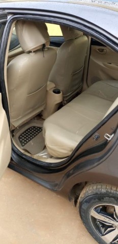 Venda Toyota Yaris Penúltimo