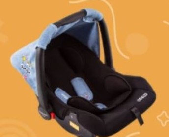 A venda Cadeiras para bebes no automóvel