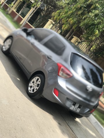 Venda Hyundai Grand i10 super limpo