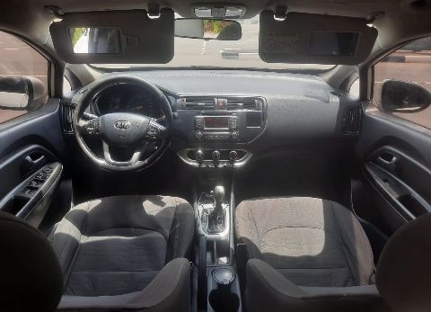 Venda Kia Rio White