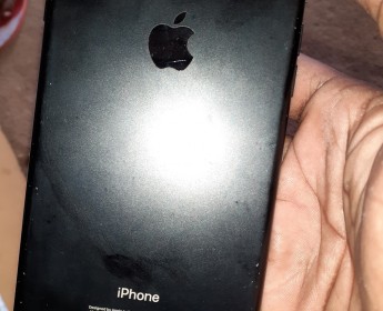A venda Iphone 7 plus 32 GB