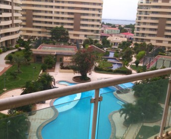 A venda VENDE-SE APARTAMENTO T3 GRANDE - CONDOMÍNIO AQUAVILLE