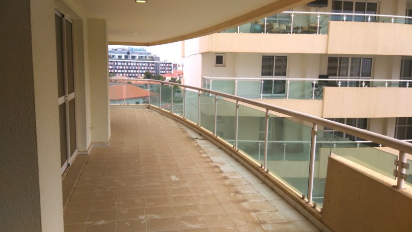 Venda VENDE-SE APARTAMENTO T3 GRANDE - CONDOMÍNIO AQUAVILLE
