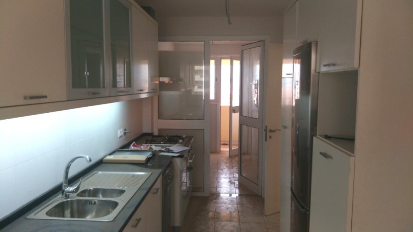 Venda VENDE-SE APARTAMENTO T3 GRANDE - CONDOMÍNIO AQUAVILLE