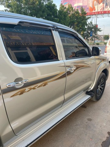 Venda Toyota Hilux