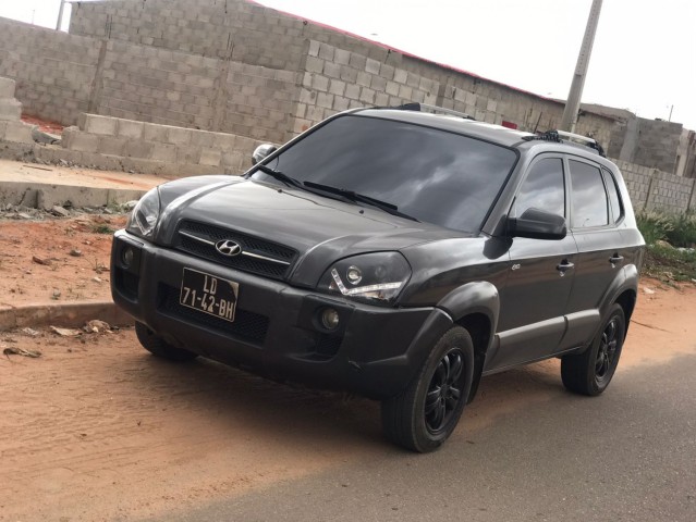 Venda Tucson v6 impecavèl